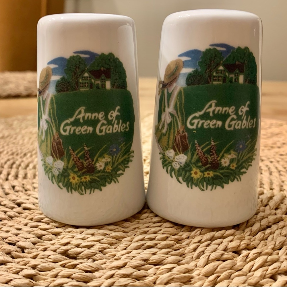 Anne of Green Gables Salt and Pepper Shakers - White and Green